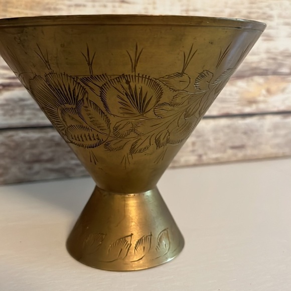 VINTAGE BRASS CUP - Picture 2 of 6